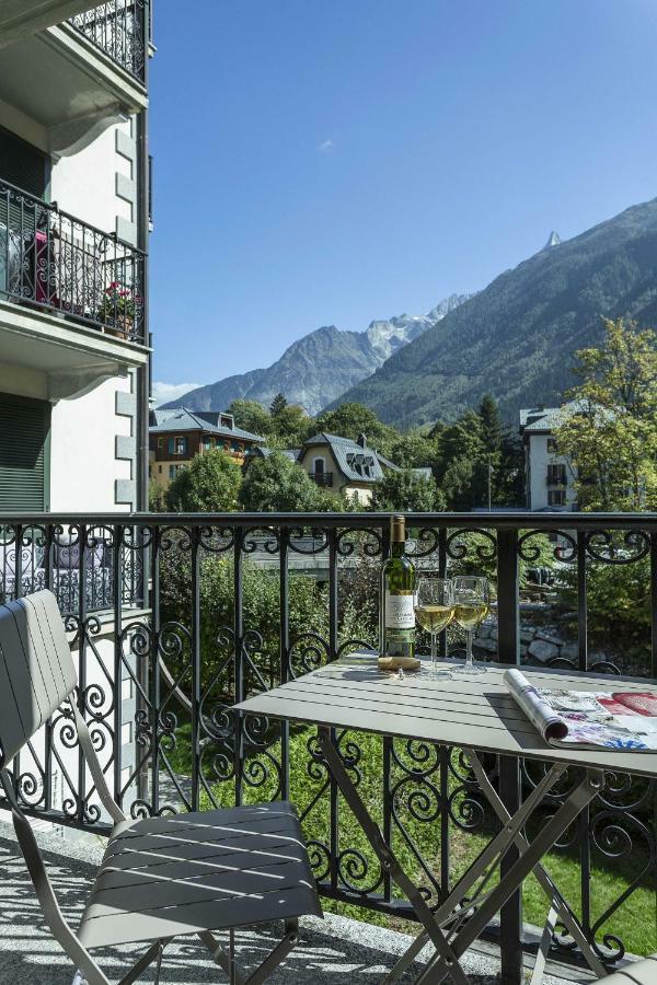 Apartment Ensa - Alpes Travel - Central Chamonix - Sleeps 4 Luaran gambar