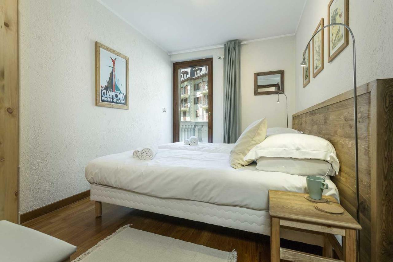Apartment Ensa - Alpes Travel - Central Chamonix - Sleeps 4 Luaran gambar